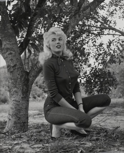 bunny-yeager-pinup-photo